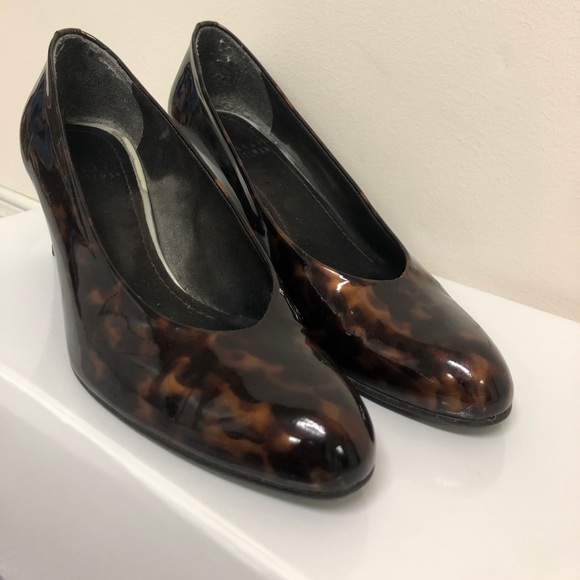 Stuart Weitzman Turtoise Shell Heels - Picture 2 of 4